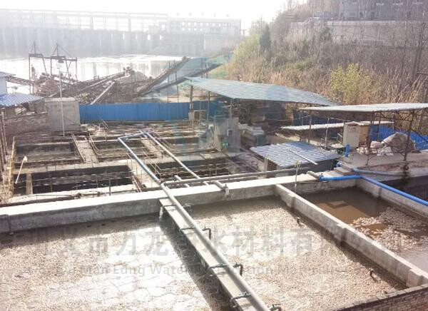 造紙廠污水處理現(xiàn)場(chǎng)